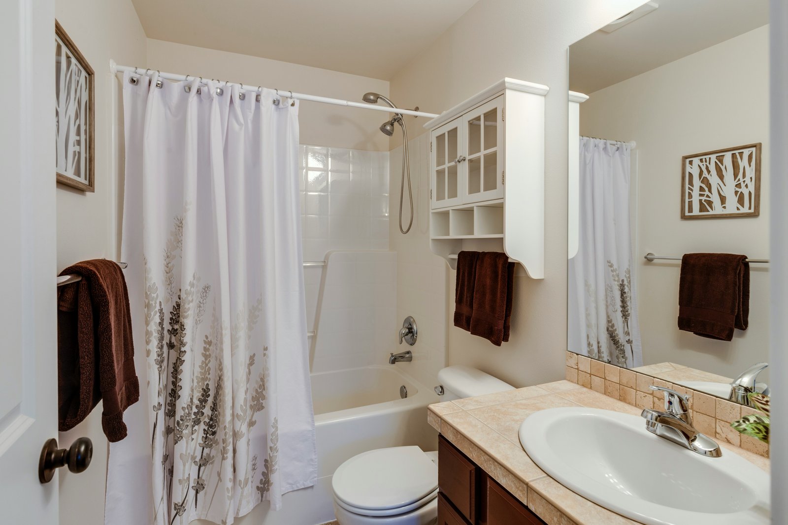 Choosing Baldwin Park's Best Bathroom Remodeling Company